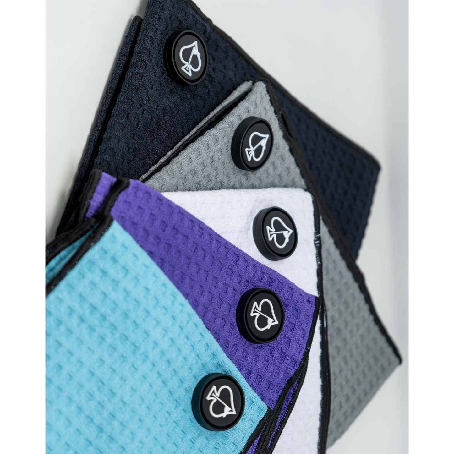 MAGNETIC TOWEL - GRAPE