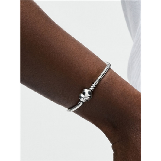MOMENTS HEART CLASP SNAKE CHAIN BRACELET, STERLING SILVER, 7.9"