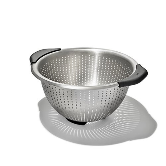 GOOD GRIPS 5QT STAINLESS STEEL COLANDER